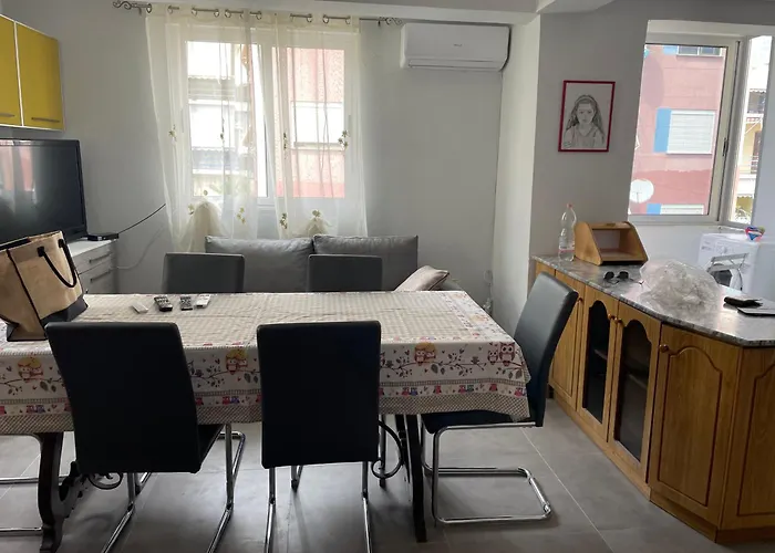 Of Maks Durres,albania 公寓