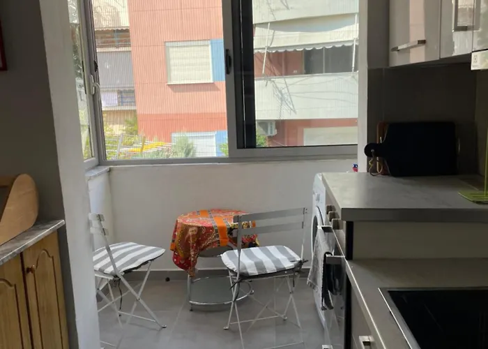 Of Maks Durres,albania 格勒姆